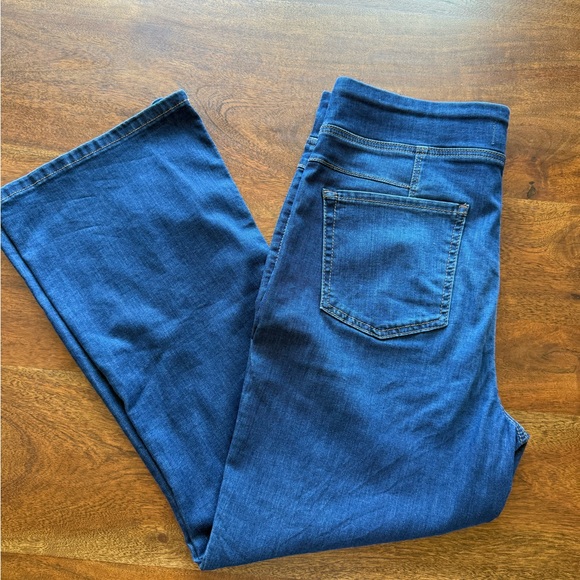 Free People We The Free In My Feelings Cropped Bootcut Jeans. - Picture 2 of 8